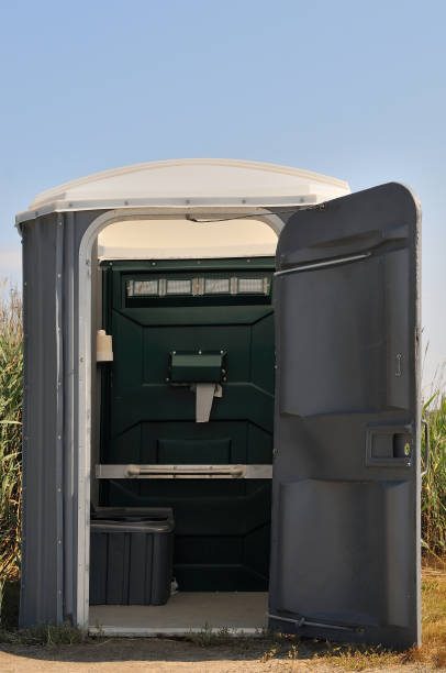 Portable Toilet Options We Offer in Prague, OK